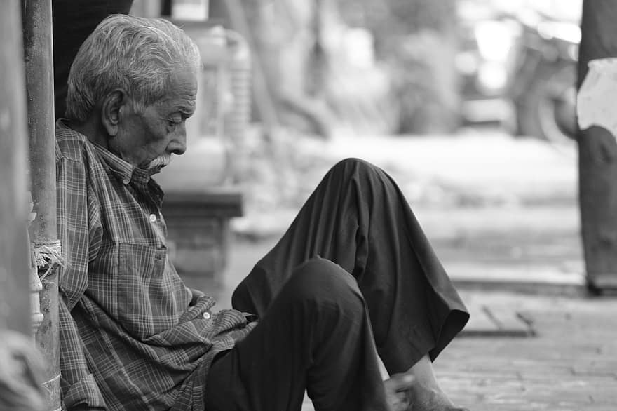 ما هي أنواع الصدقات